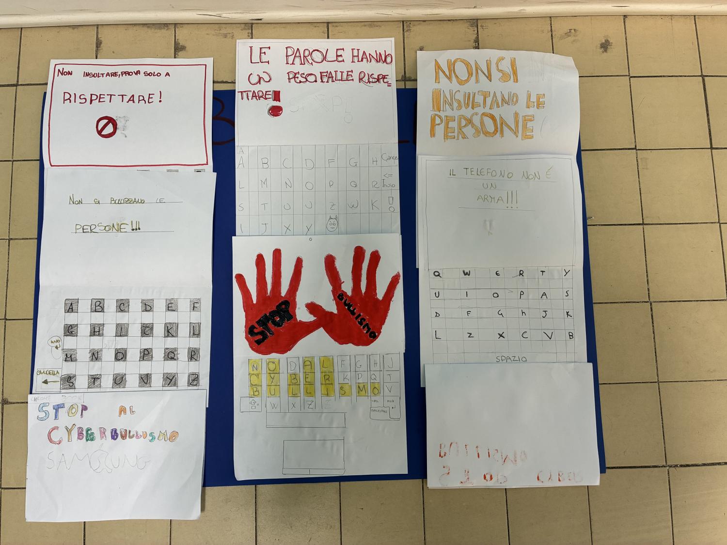  <div class=foto_classe_white>4A</div>
<div class=foto_classe_white>LA SPEZIA LA PIANTA</div>
<div class=foto_classe_white>LA SPEZIA</div> 