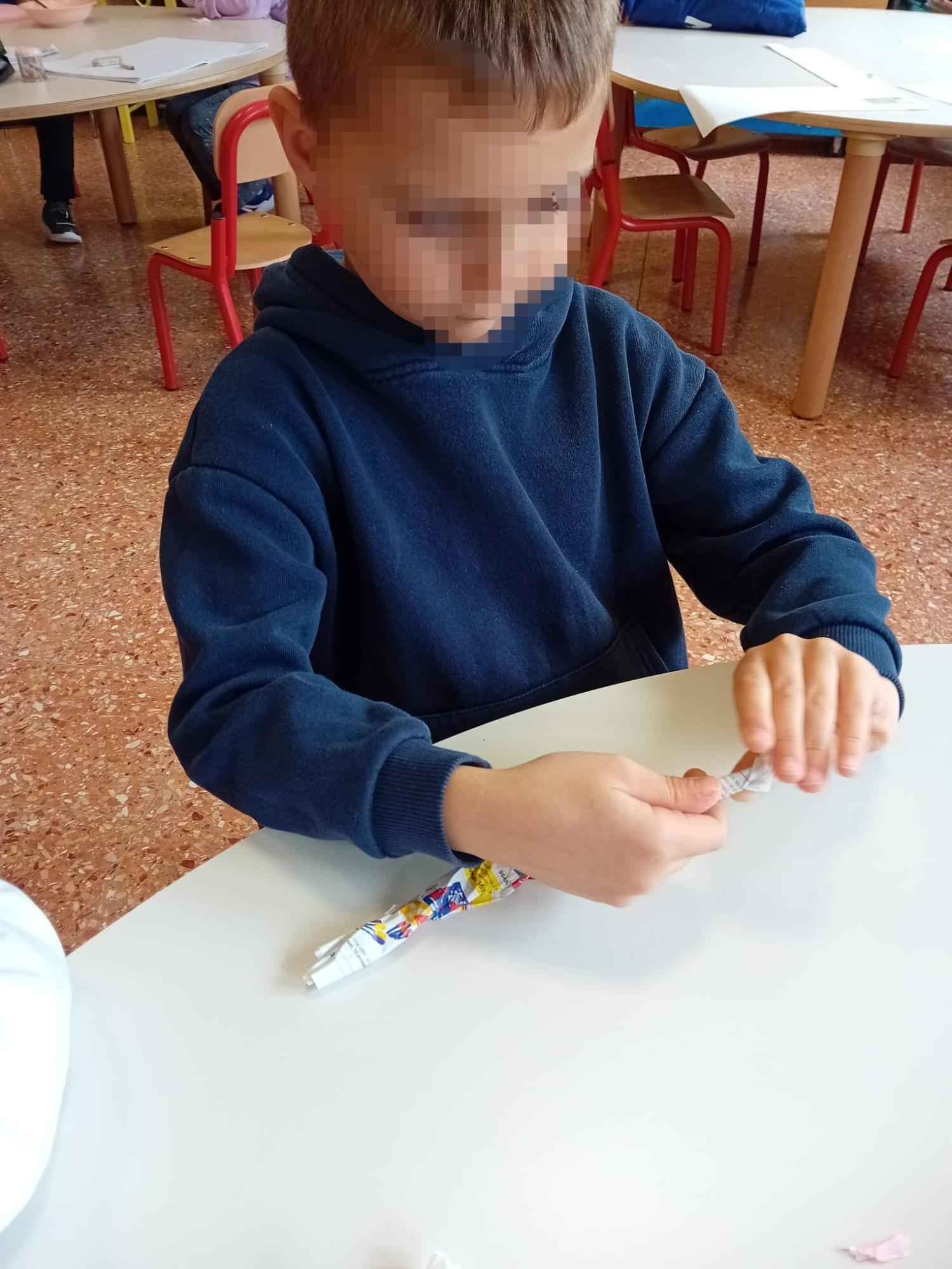  <div class=foto_classe_white>Classe mis</div>
<div class=foto_classe_white>SCUOLA INFANZIA "BEATO LUIGI GUANELLA"</div>
<div class=foto_classe_white>SAN BELLINO</div> 